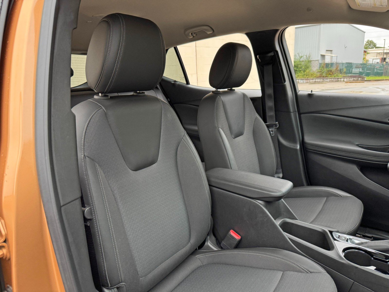 Used 2024 Buick Encore GX Preferred w/ Comfort Package AWD/4WD image 34
