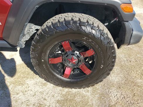 Used 2021 Jeep Wrangler Unlimited Islander image 6