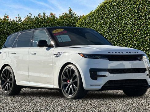 Used 2025 Land Rover Range Rover Sport Dynamic SE AWD/4WD image 1