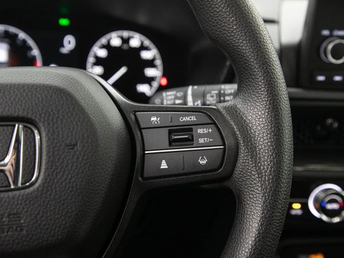 Used 2025 Honda CR-V EX image 25