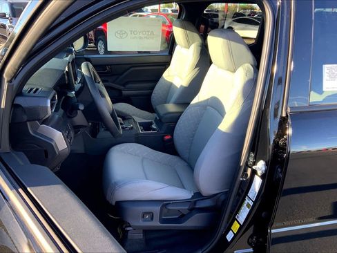 New 2025 Toyota Tacoma SR5 image 9