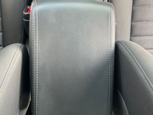 Used 2009 Dodge Challenger R/T image 24