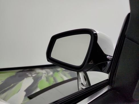 Used 2015 BMW 750Li image 16