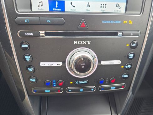 Used 2018 Ford Explorer Sport w/ Equipment Group 401A image 18