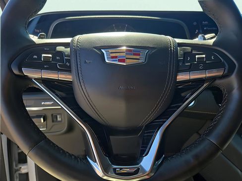 Used 2024 Cadillac Escalade V w/ LPO, ONYX Package image 20