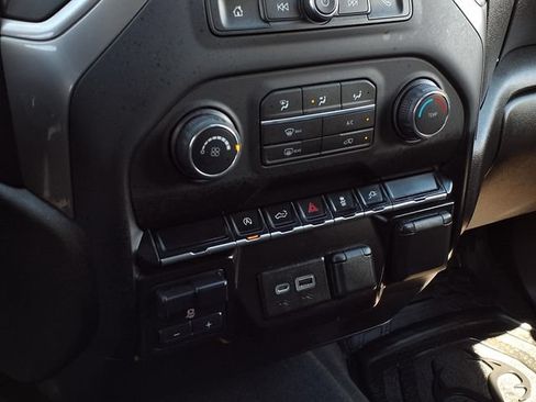 Used 2021 Chevrolet Silverado 1500 Custom AWD/4WD image 8