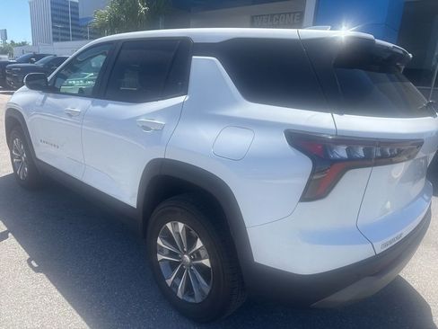 Used 2026 Chevrolet Equinox LT image 7