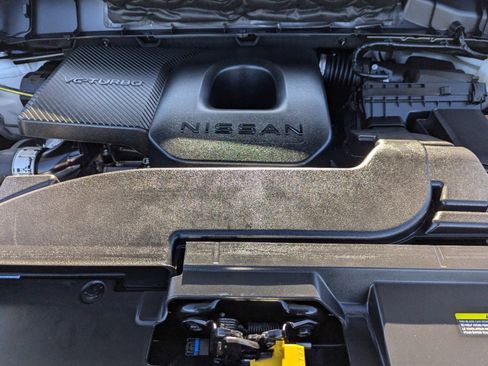 New 2025 Nissan Murano SL image 11