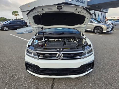Used 2021 Volkswagen Tiguan SE R-Line image 14