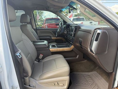 Used 2018 Chevrolet Silverado 1500 LTZ w/ Sport Package image 6