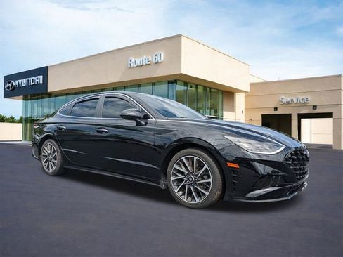 Certified 2023 Hyundai Sonata Limited w/ Cargo Package FWD image 2