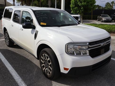 Used 2024 Ford Maverick Lariat FWD image 6