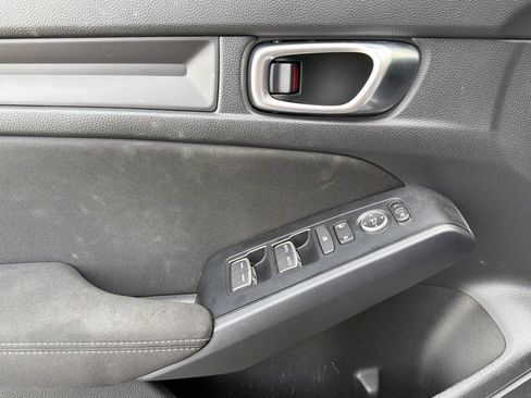 Certified 2025 Honda Civic Sport image 11