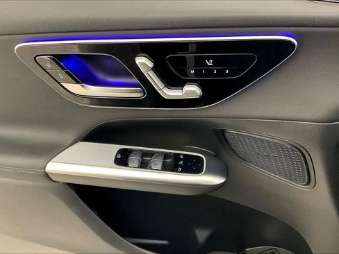 Certified 2026 Mercedes-Benz GLC 300 4MATIC image 37