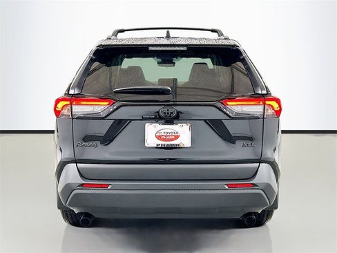 New 2025 Toyota RAV4 XLE Premium image 5