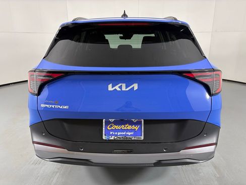 New 2026 Kia Sportage EX FWD image 7
