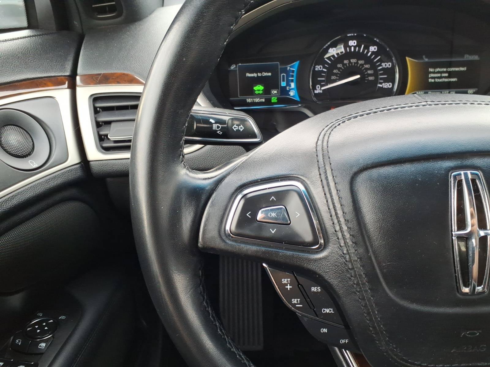 Used 2018 Lincoln MKZ Reserve FWD image 18