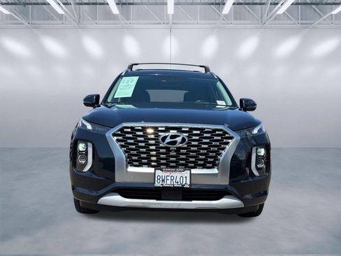 Used 2021 Hyundai Palisade Limited w/ Winter Package FWD image 2