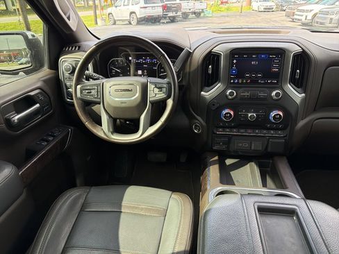 Used 2021 GMC Sierra 1500 Denali w/ Denali Ultimate Package AWD/4WD image 20