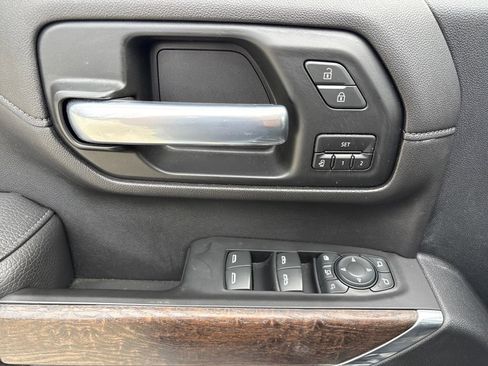 Used 2020 GMC Sierra 2500 Denali w/ Denali Ultimate Package image 19