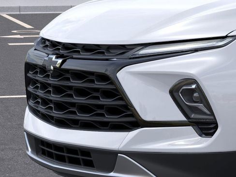 New 2026 Chevrolet Blazer LT w/ Midnight/Sport Edition AWD/4WD image 27