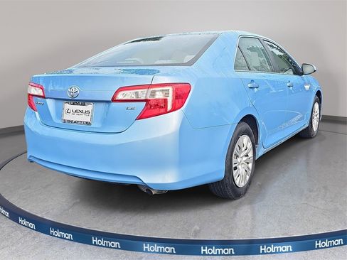 Used 2012 Toyota Camry LE image 5