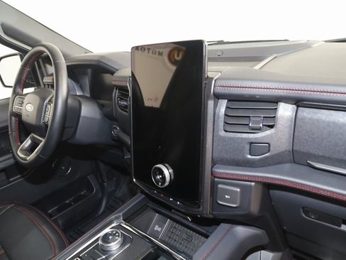 Used 2024 Ford Expedition Limited image 42