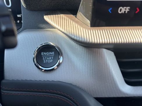 New 2026 Ford Explorer Active w/ Active Comfort Package image 32