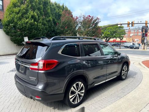 Used 2019 Subaru Ascent Limited AWD/4WD image 4