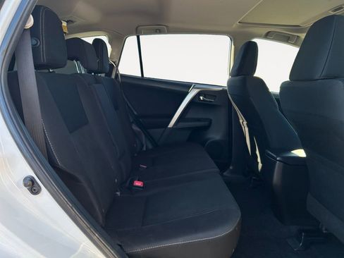 Used 2015 Toyota RAV4 XLE image 11