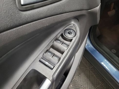 Used 2018 Ford Escape SE FWD image 27
