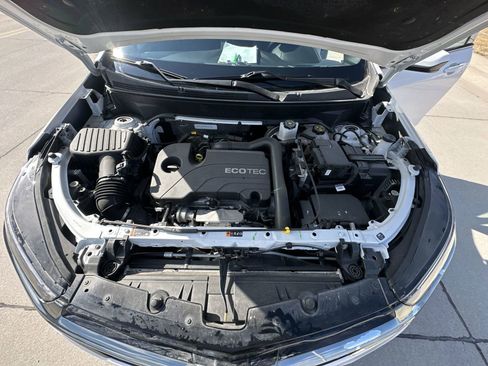 Used 2022 Chevrolet Equinox RS w/ LPO, Floor Liner Package image 29