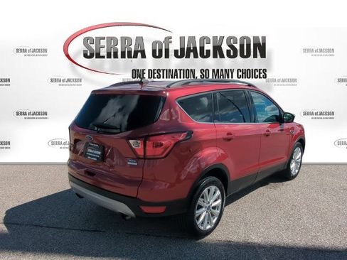 Used 2019 Ford Escape SEL FWD image 8