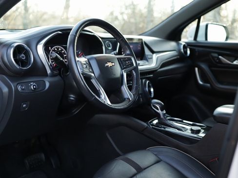 Used 2022 Chevrolet Blazer Premier w/ Enhanced Convenience Package image 9