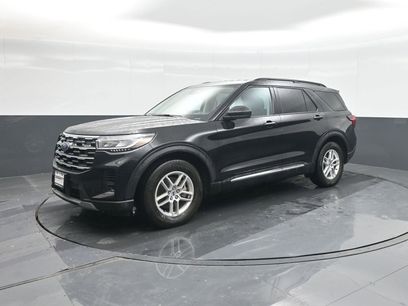 Used 2025 Ford Explorer Active