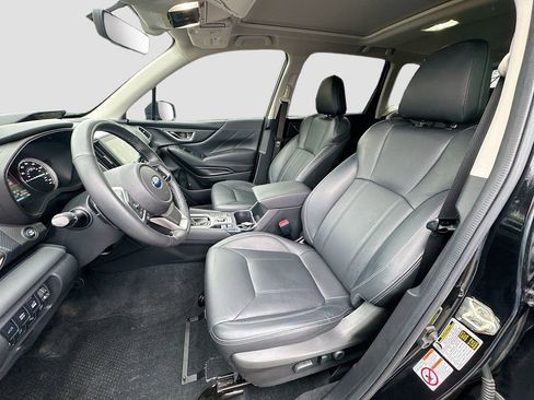 Used 2019 Subaru Forester Touring w/ Popular Package #3 image 26