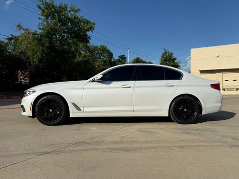 Used 2019 BMW 530i xDrive w/ Premium Package AWD/4WD image 3