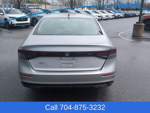 Used 2023 Honda Accord EX image 7
