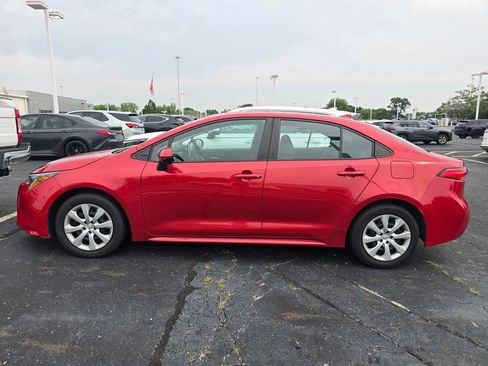 Certified 2021 Toyota Corolla LE FWD image 5