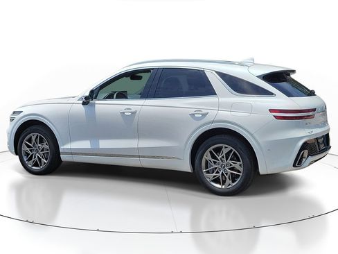 Certified 2023 Genesis GV70 2.5T w/ Advanced Package AWD/4WD image 7