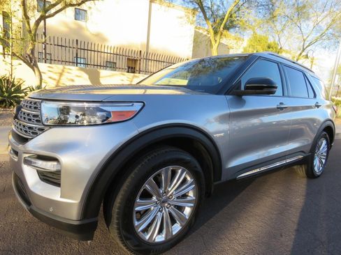 Used 2020 Ford Explorer Limited image 51