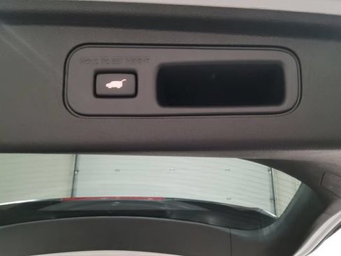 Used 2025 Honda Odyssey Touring image 15