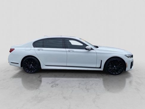 Used 2022 BMW 750i xDrive w/ Executive Package AWD/4WD image 7
