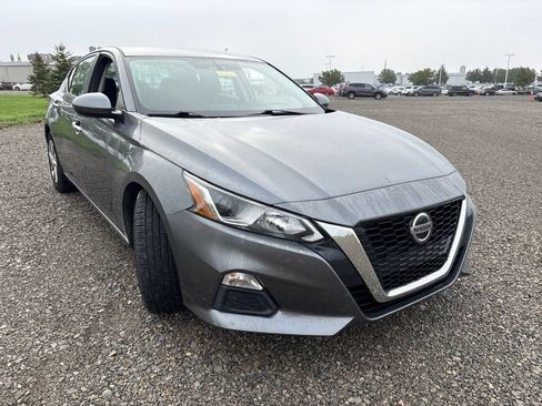 Used 2019 Nissan Altima 2.5 S FWD image 10