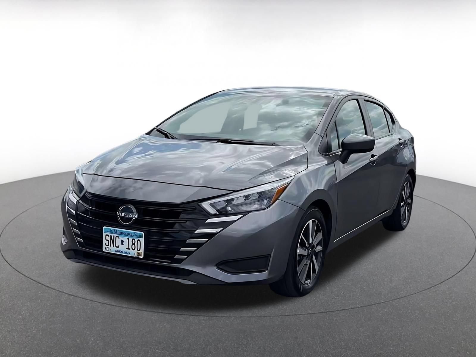 Used 2025 Nissan Versa SV FWD image 6