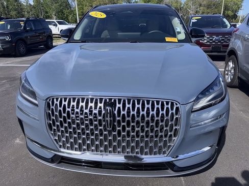 Used 2025 Lincoln Corsair Premiere w/ Equipment Group 101A image 1
