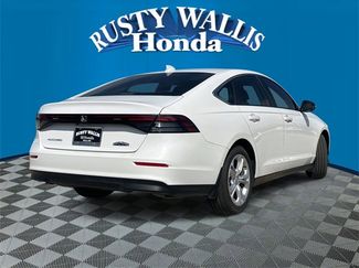 Used 2025 Honda Accord LX video 2