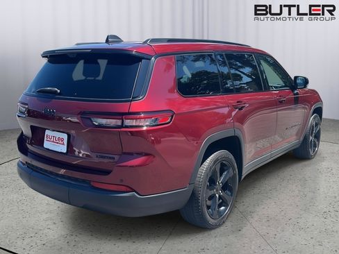 Used 2022 Jeep Grand Cherokee L Limited w/ Luxury Tech Group II AWD/4WD image 6