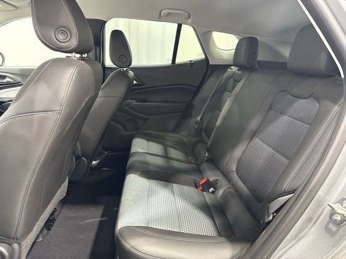 Certified 2026 Chevrolet Trax LT w/ LT Convenience Package FWD image 12