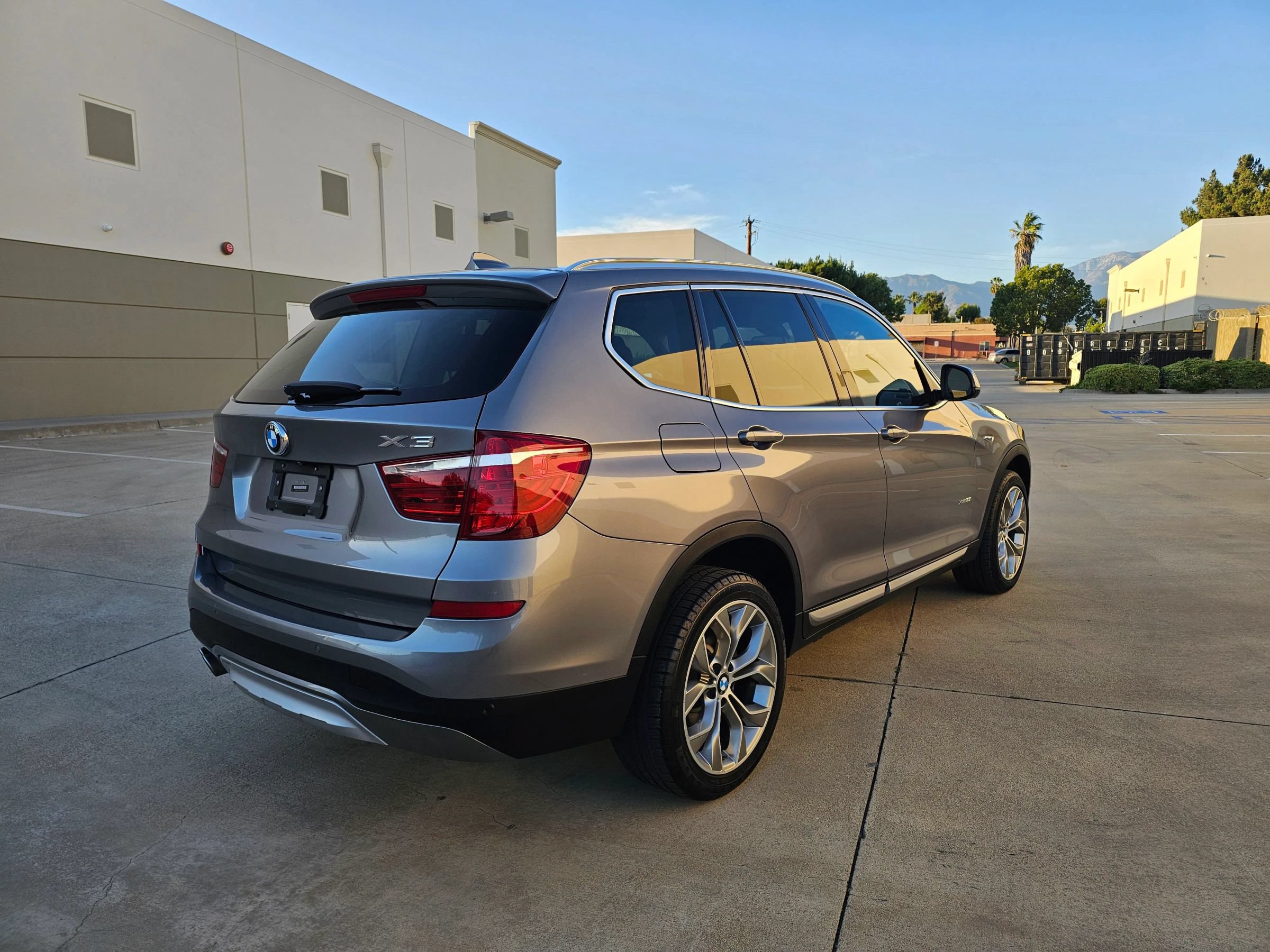 Used 2017 BMW X3 xDrive35i AWD/4WD image 5